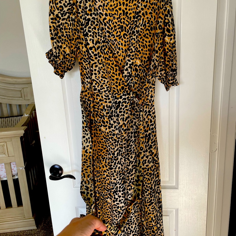 Faithful the Brand. Size 4